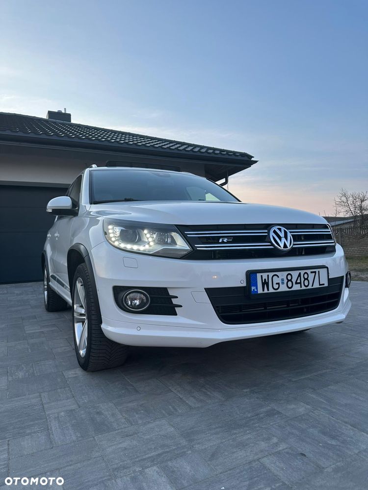 Volkswagen Tiguan - 1