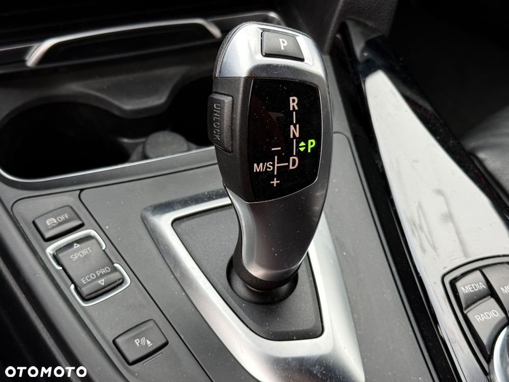 BMW Seria 4 418d M Sport - 15