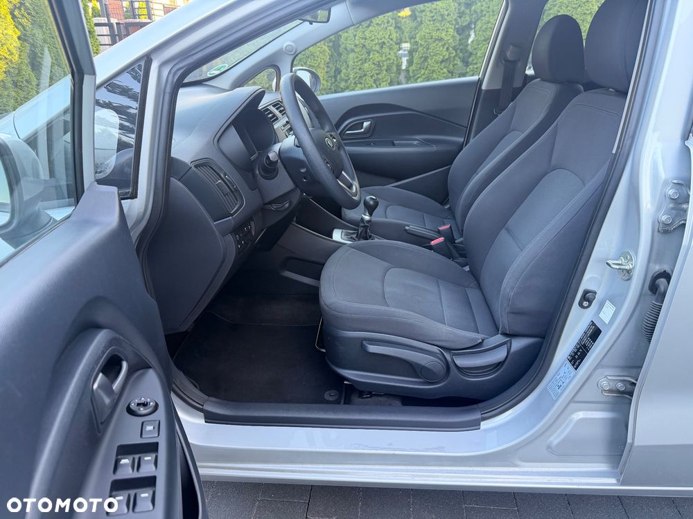 Kia Rio 1.2 Attract - 18