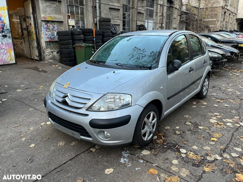 Dezmembrez Citroen C3 benzina gri argintiu 2006 - 2