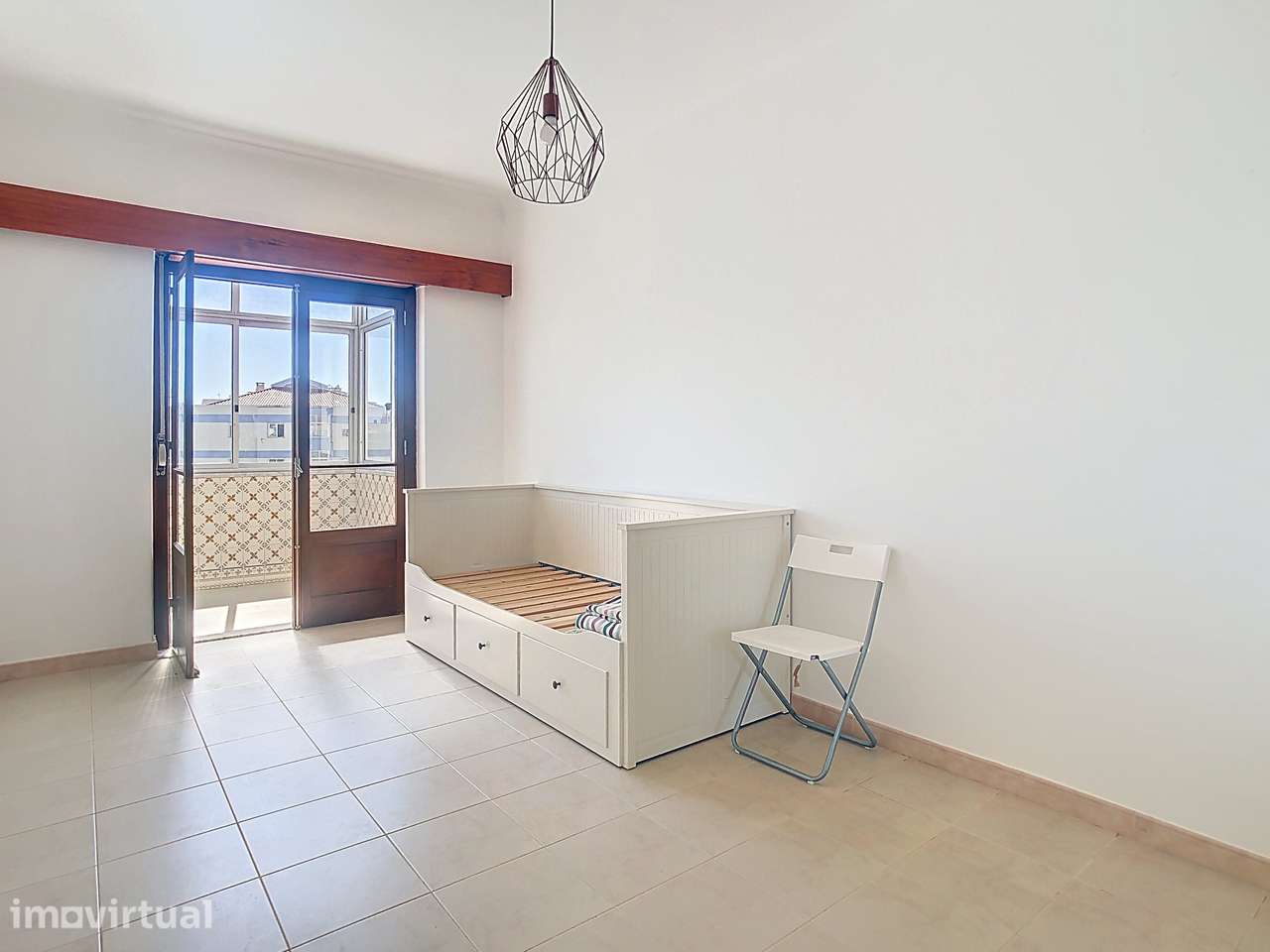 Apartamento, 4 quartos, Almada, Laranjeiro - Grande imagem: 2/15