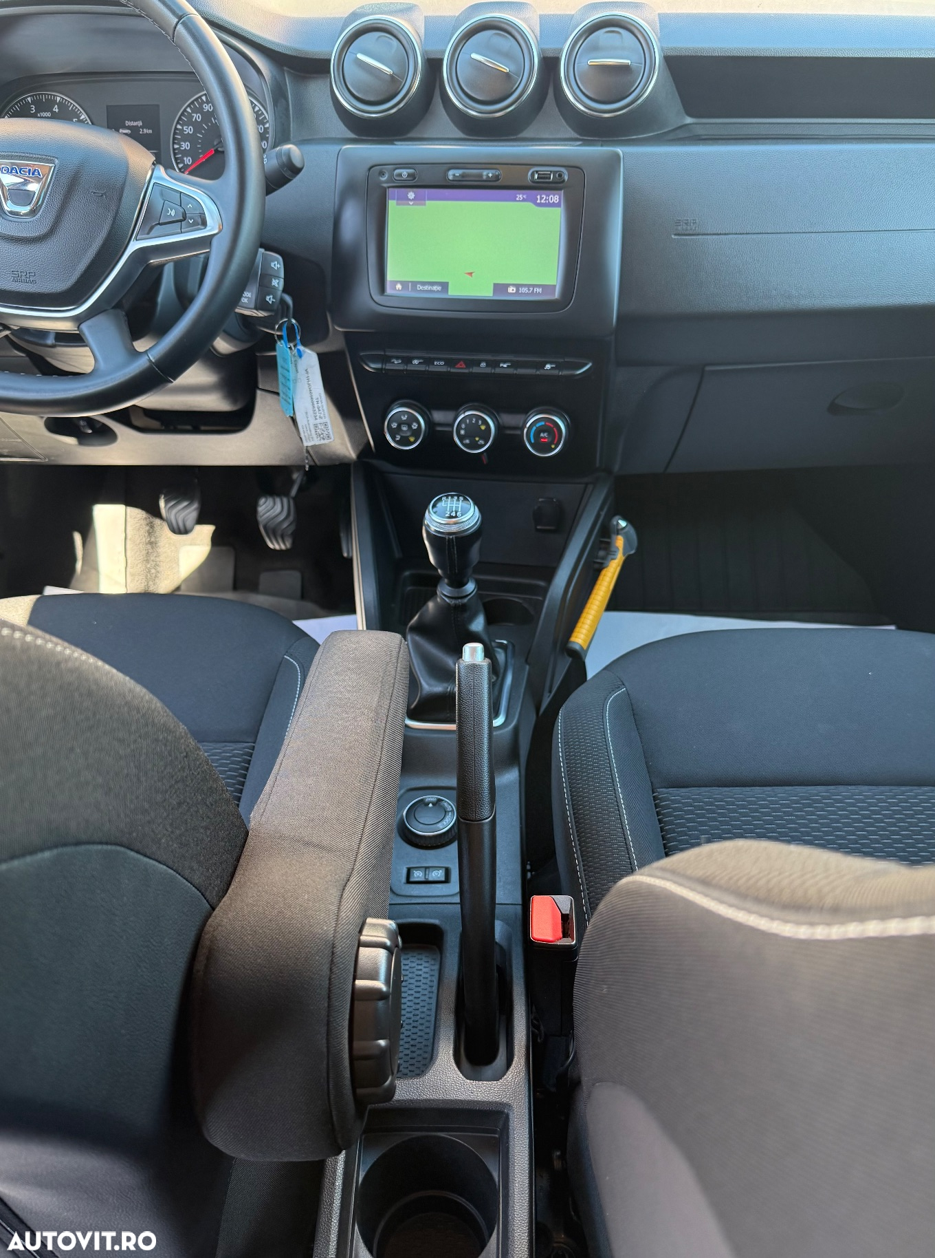 Dacia Duster TCe 125 4x4 Laureate - 12