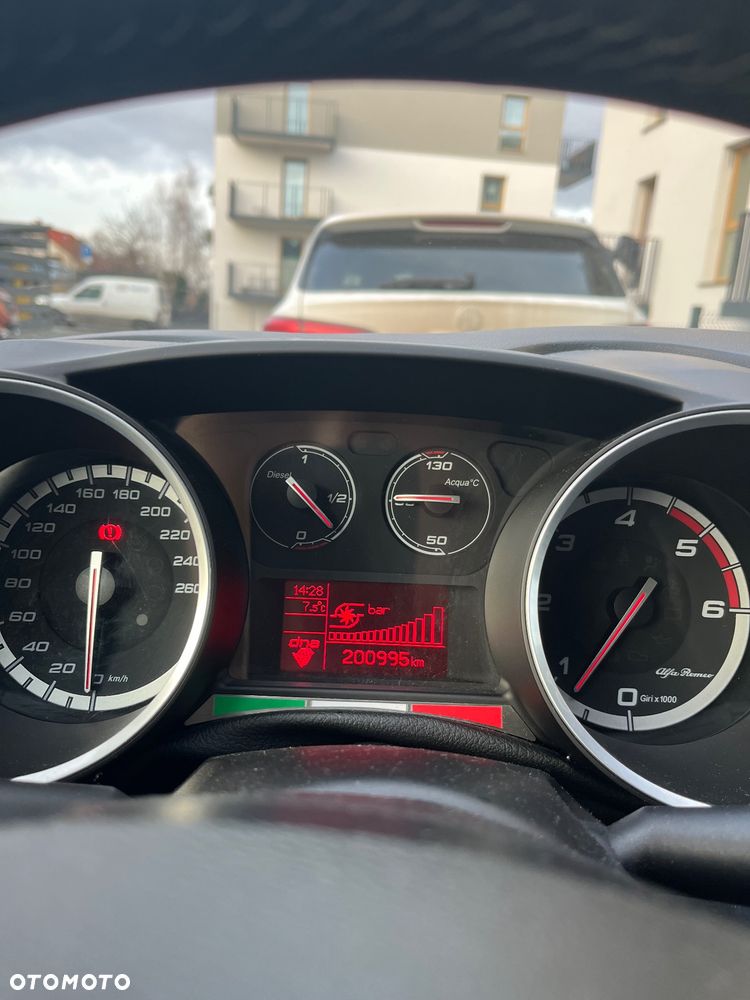 Alfa Romeo Giulietta 2.0 JTDM Distinctive - 14