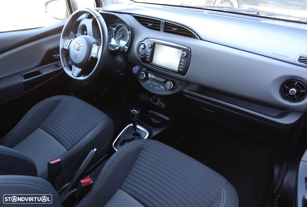 Toyota Yaris - 14