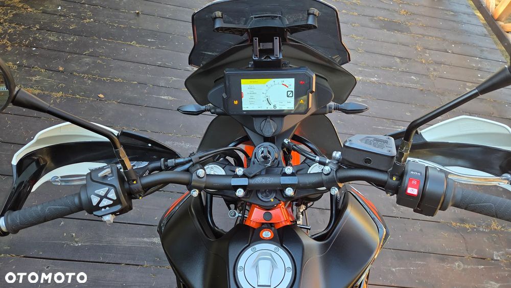 KTM Adventure - 12