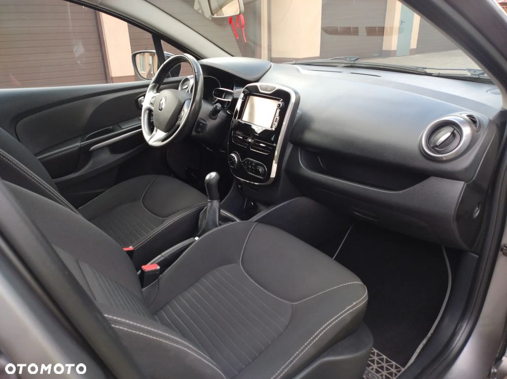 Renault Clio 1.2 16V Limited - 33