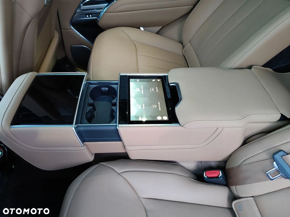 Land Rover Range Rover P530 Autobiography - 37