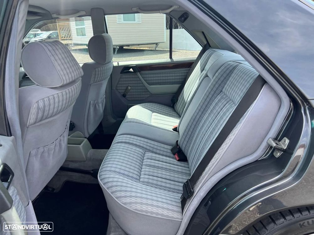 Mercedes-Benz E 280 Classic - 8