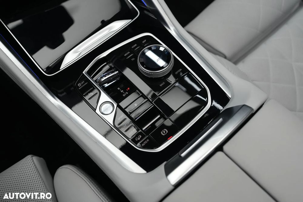 BMW X6 M M60i xDrive - 26