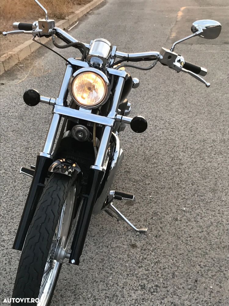 Suzuki VS 800GL Intruder - 2