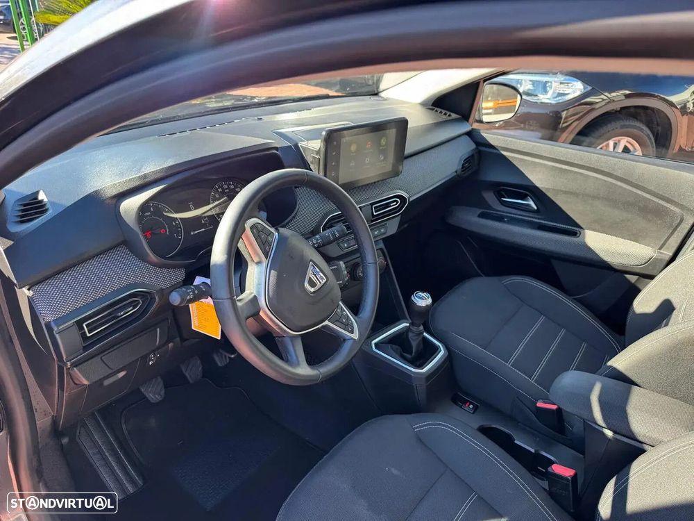 Dacia Sandero - 6
