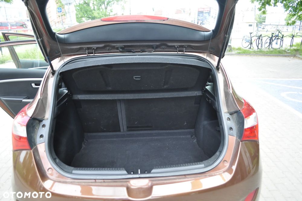 Hyundai i30 1.4 Classic - 19