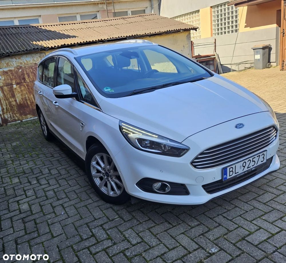 Ford S-Max 2.0 TDCi Titanium PowerShift - 7
