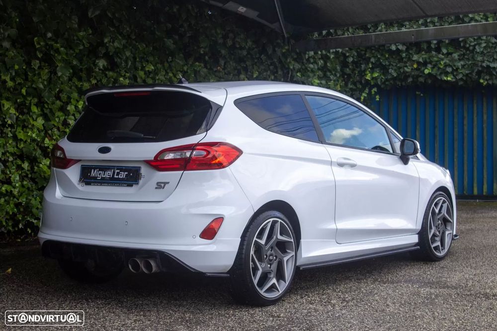 Ford Fiesta 1.5 EcoBoost ST - 8