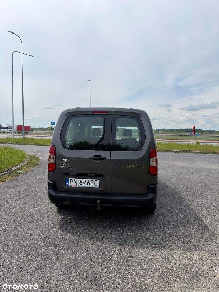 Toyota Proace City Verso Long 1.5 D-4D Combi - 9