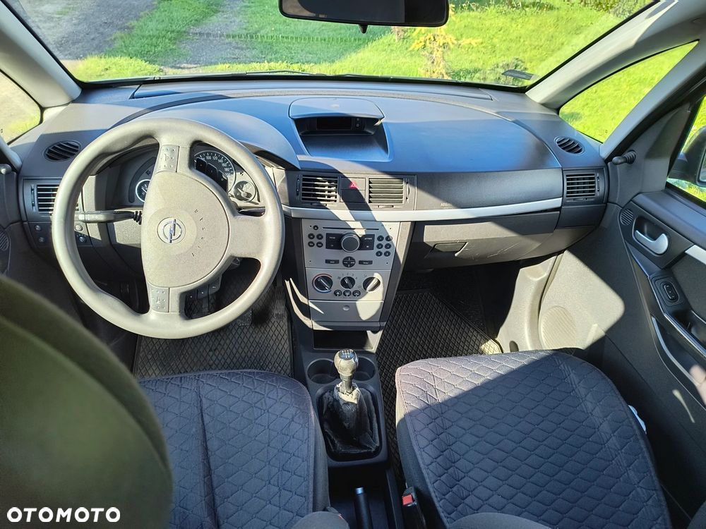 Opel Meriva - 10