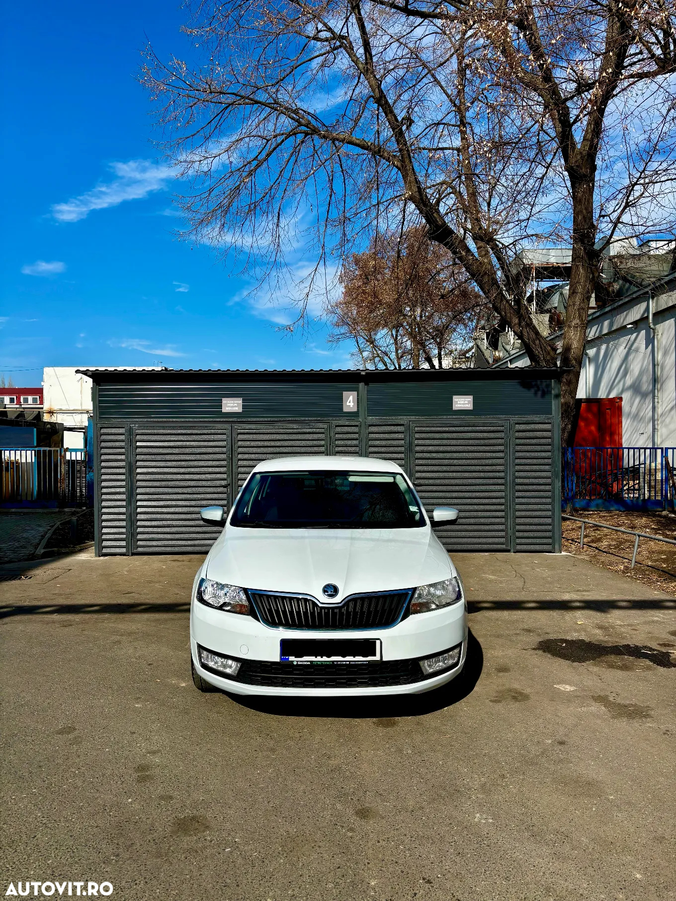 Skoda RAPID Spaceback 1.2 TSI Style DSG - 3