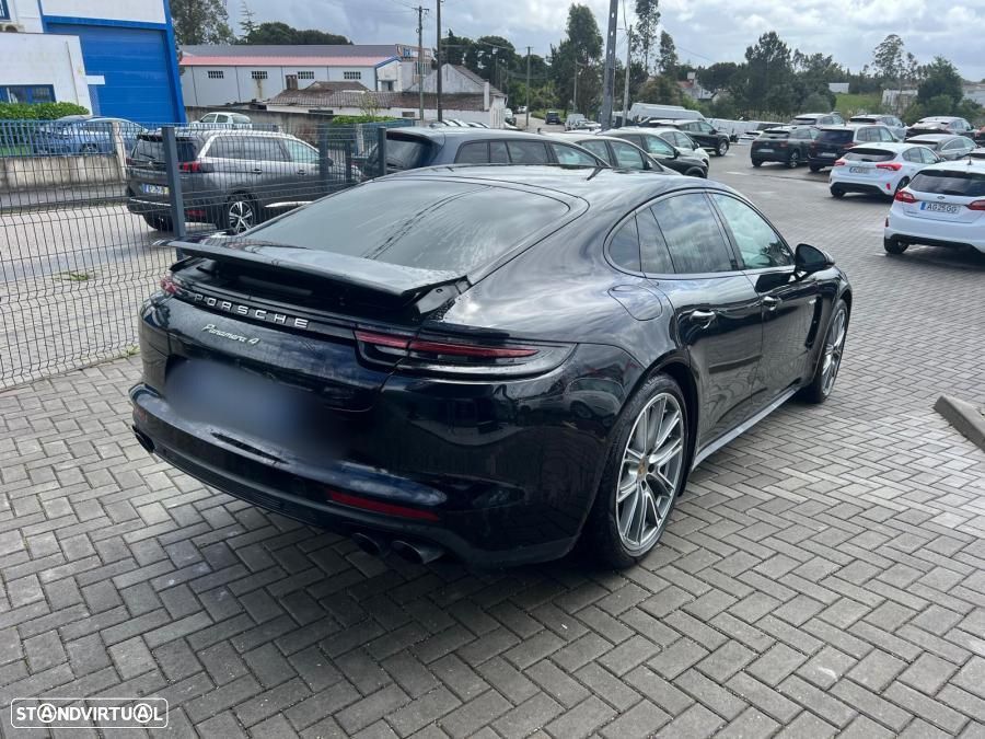 Porsche Panamera 4 E-Hybrid - 2