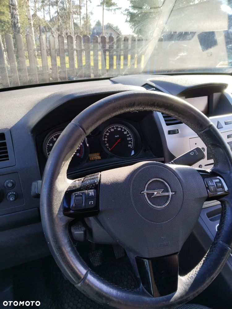 Opel Zafira 1.8 Enjoy - 5