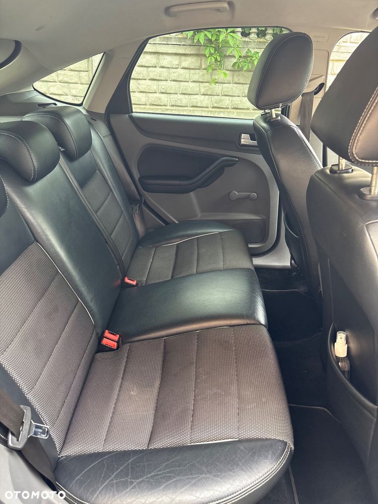 Ford Focus 1.6 TDCi Econetic - 12