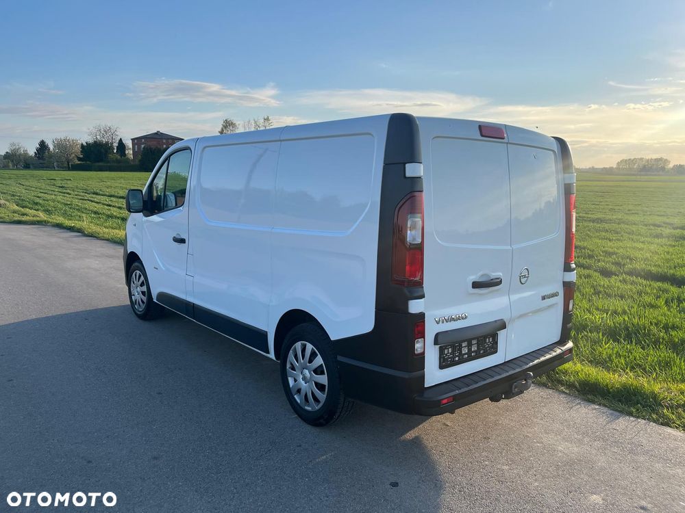 Opel Vivaro - 34