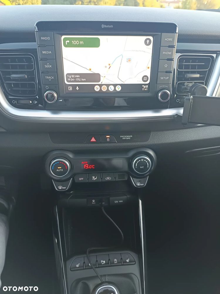 Kia Stonic 1.4 L - 16