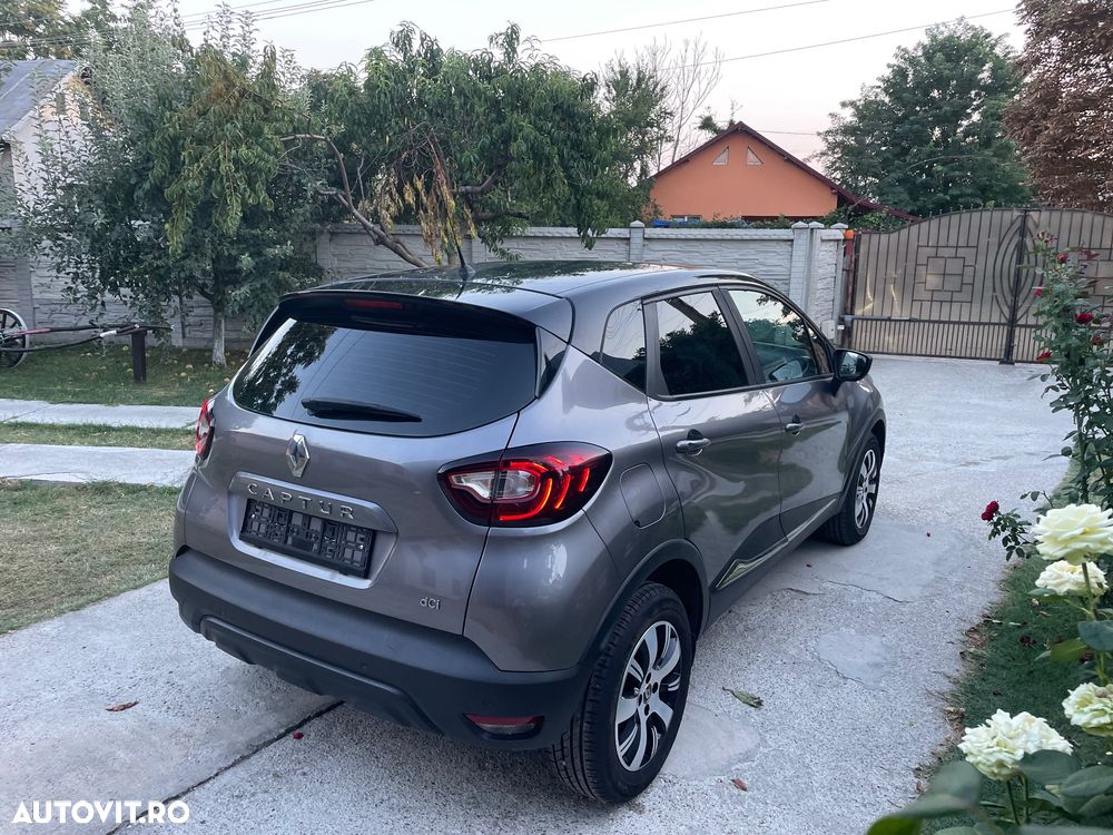 Renault Captur - 4
