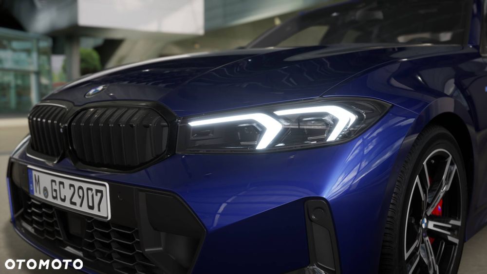 BMW Seria 3 330i M Sport - 6