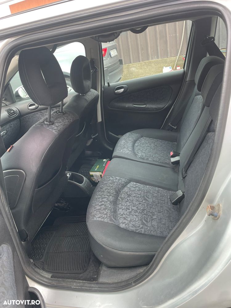 Peugeot 206 - 3