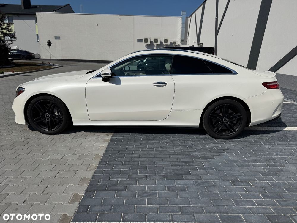 Mercedes-Benz Klasa E 400 4Matic 9G-TRONIC AMG Line - 20