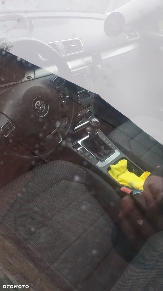 Volkswagen Passat - 5
