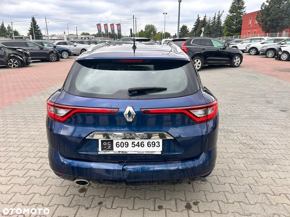 Renault Megane 1.5 Blue dCi Intens - 8