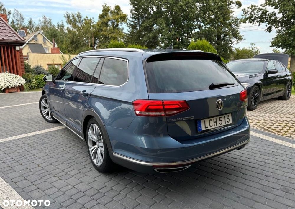 Volkswagen Passat Alltrack 2.0 TDI SCR 4Motion DSG - 3