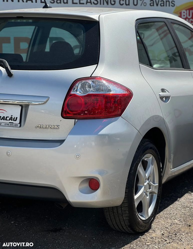 Toyota Auris 2.0 D-4D DPF Sol - 22