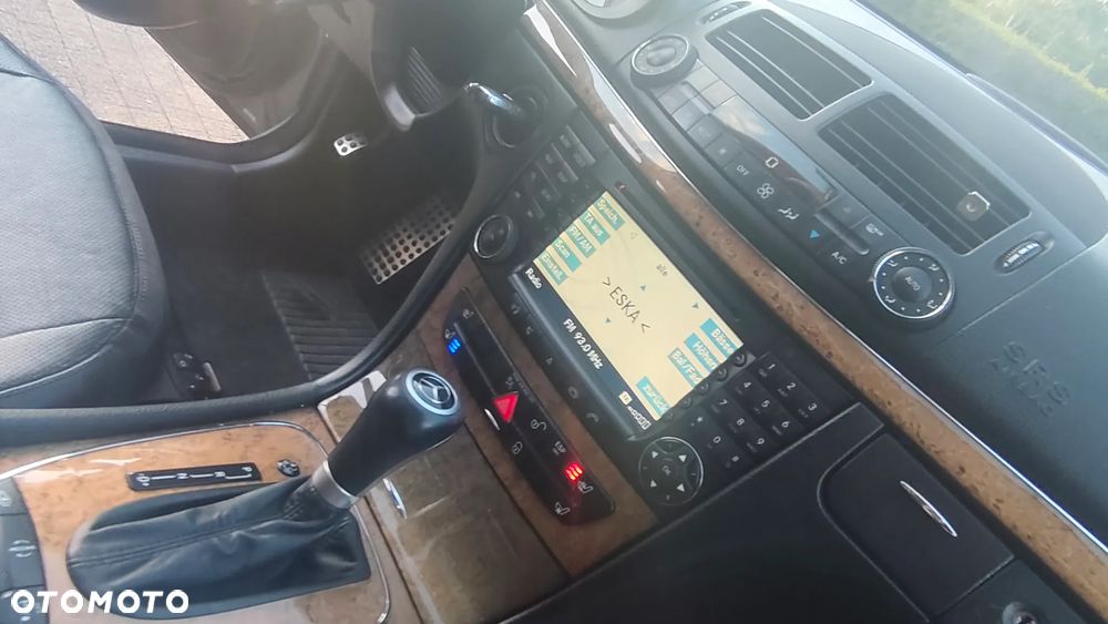 Mercedes-Benz Klasa E 320 CDI 7G-TRONIC Avantgarde BusinessEDITION - 38