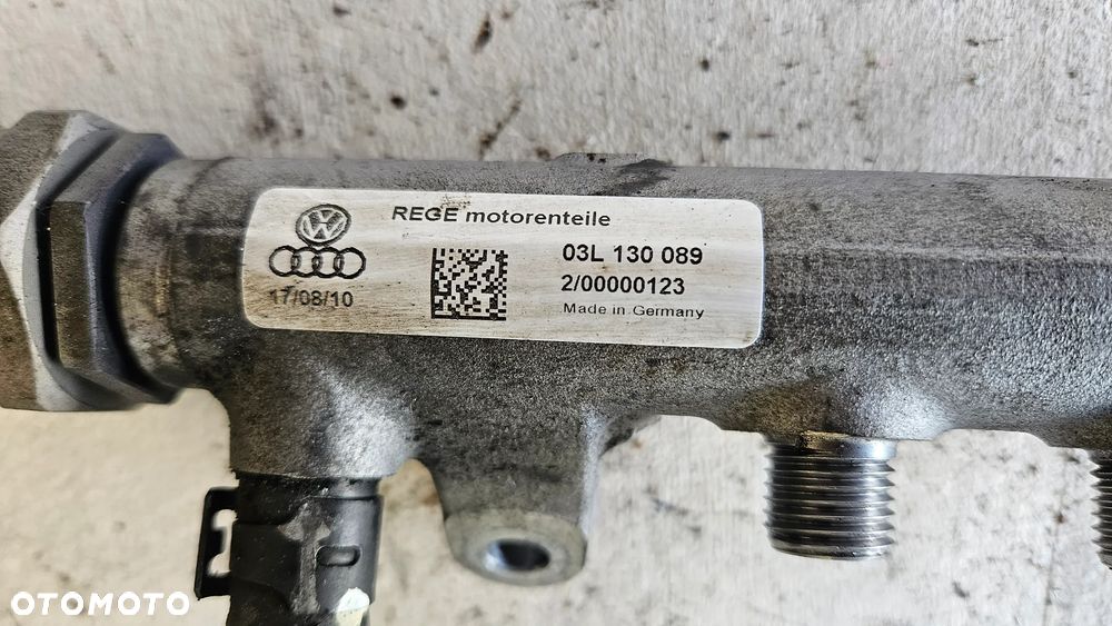 VW Passat B7 B8 Golf Seat Skoda 2.0 TDI listwa wtryskowa czujnik paliwa 03L130089 - 2