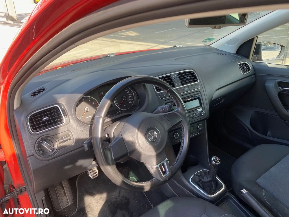 VOLKSWAGEN Polo 2011 — imagine 5