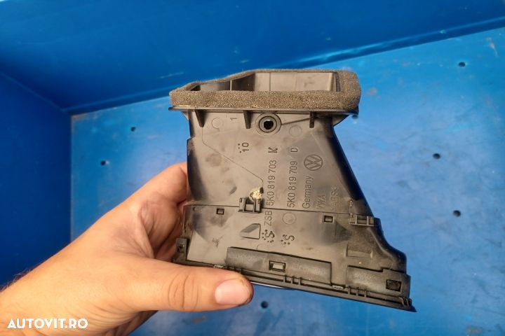 Grila ventilatie bord stanga 5K0819703K 5K0819709D Volkswagen VW Golf - 3