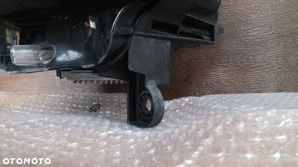 Lampa przednia lewa Bi xenon skrętny Jeep Grand Cherokee SRT Lift 68266657AE - 8