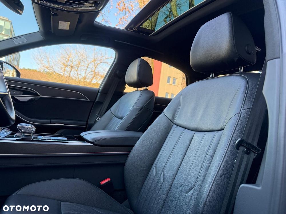 Audi A8 - 17