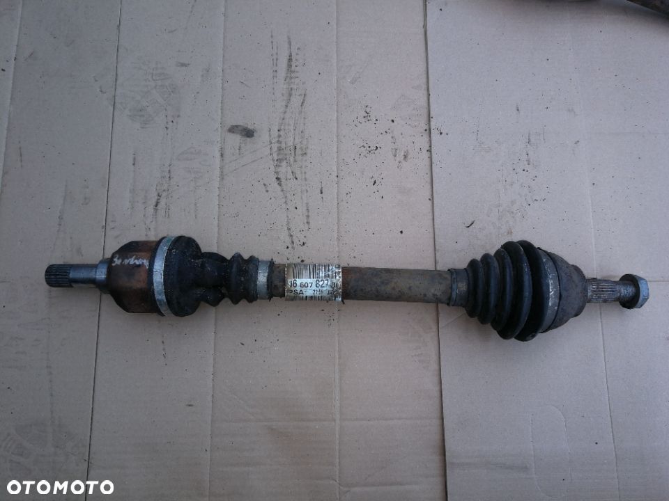 Półoś lewa przód Berlingo III Partner 08- 1.6VTTI 9660782780 - 1