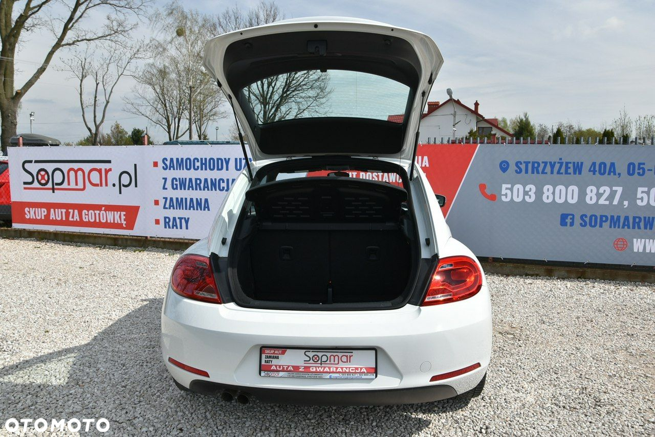 Volkswagen New Beetle - 23
