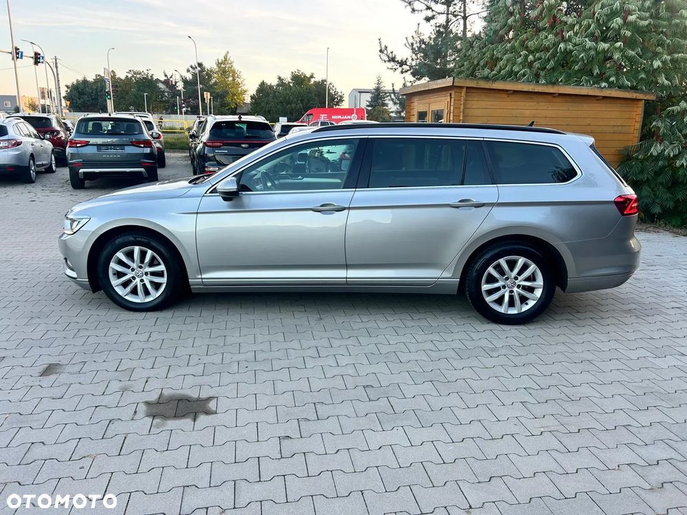 Volkswagen Passat - 15