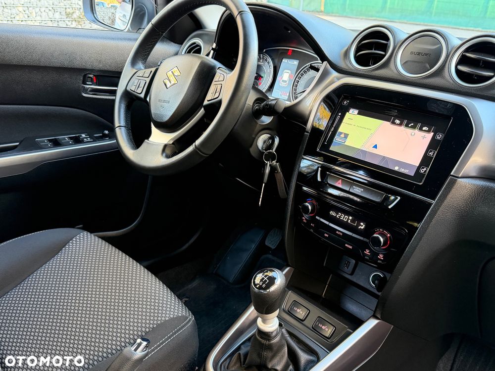 Suzuki Vitara - 31