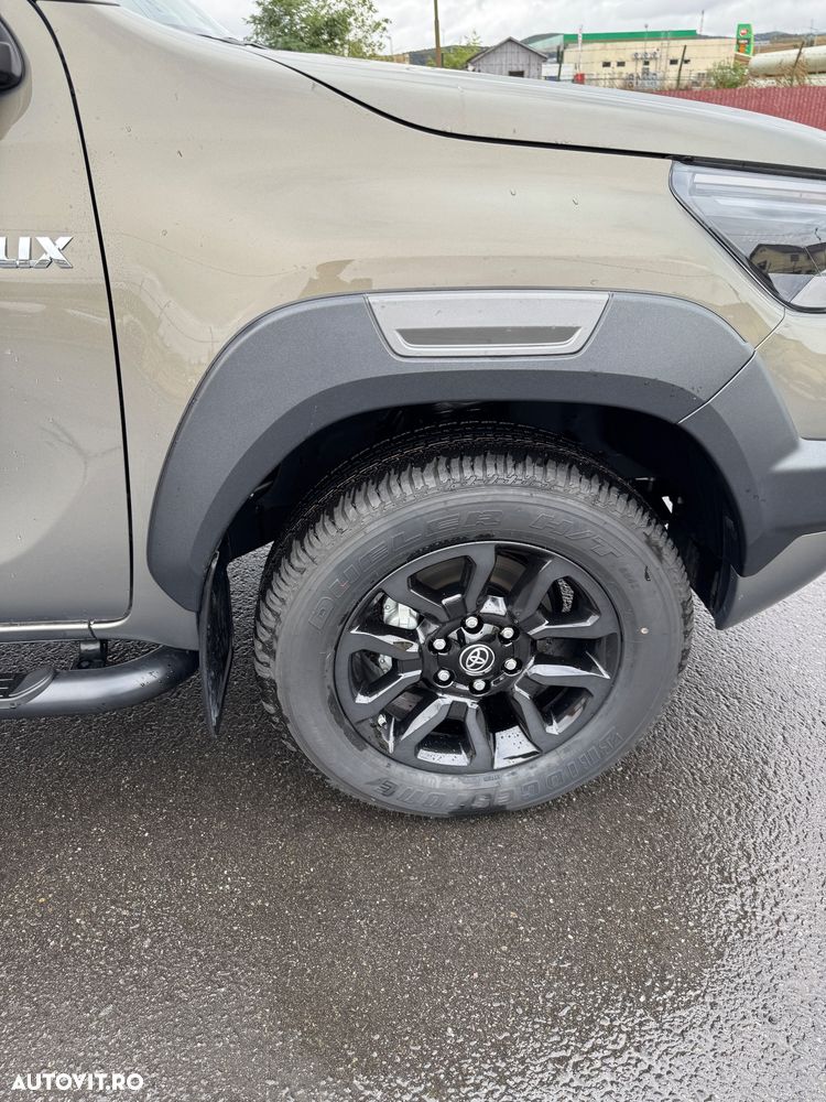 Toyota Hilux 4x4 Double Cab MHEV Autm. Invincible - 5