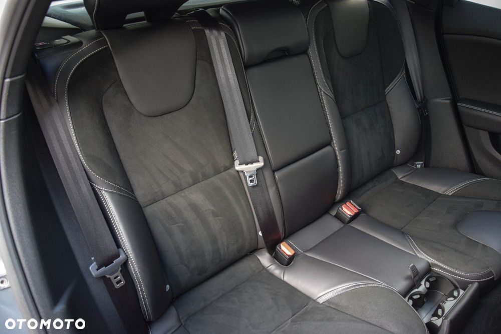 Volvo V40 - 31