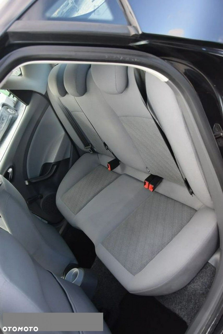 Seat Ibiza 1.4 16V Passion - 15