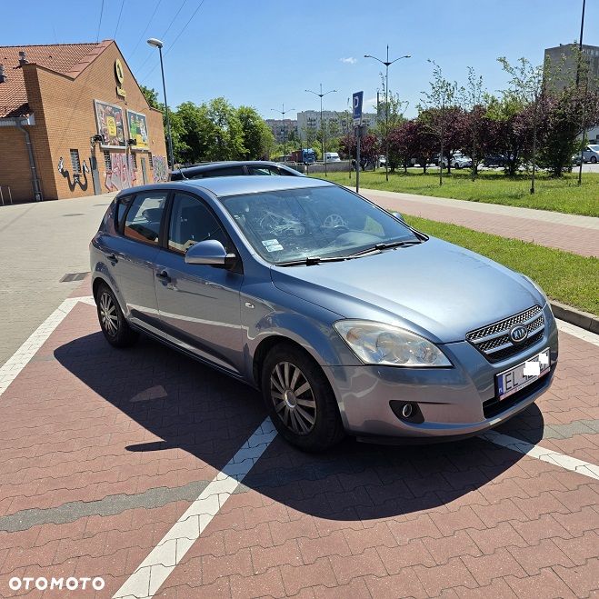 Kia Ceed 1.6 Comfort + - 3