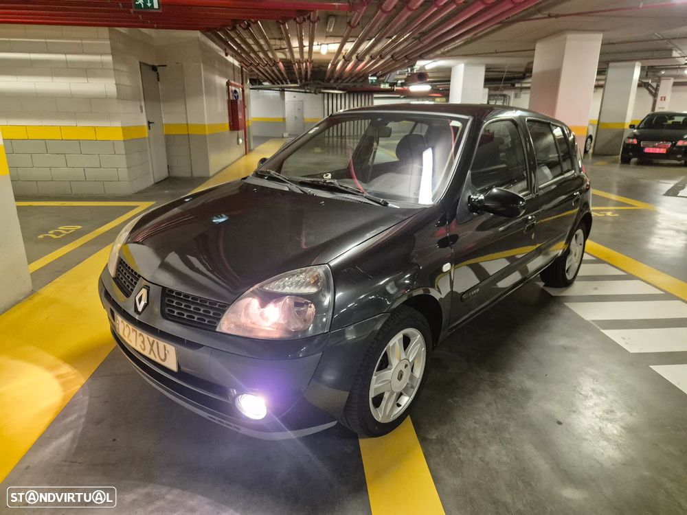 Renault Clio 1.2 16V Dynamique - 1
