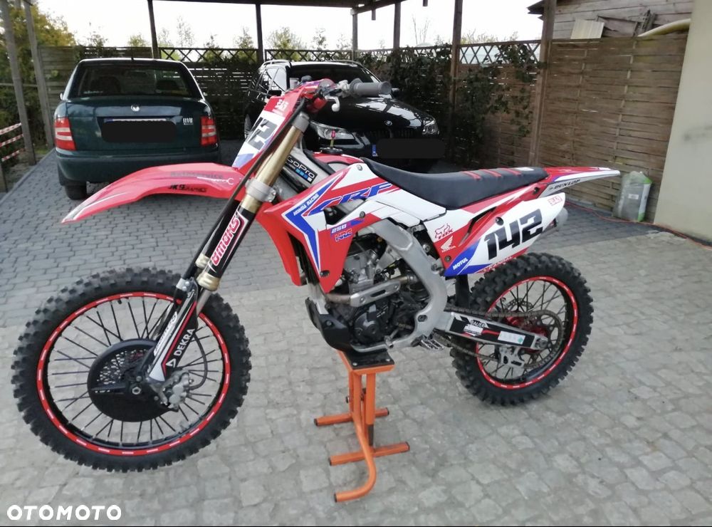 Honda CRF - 9